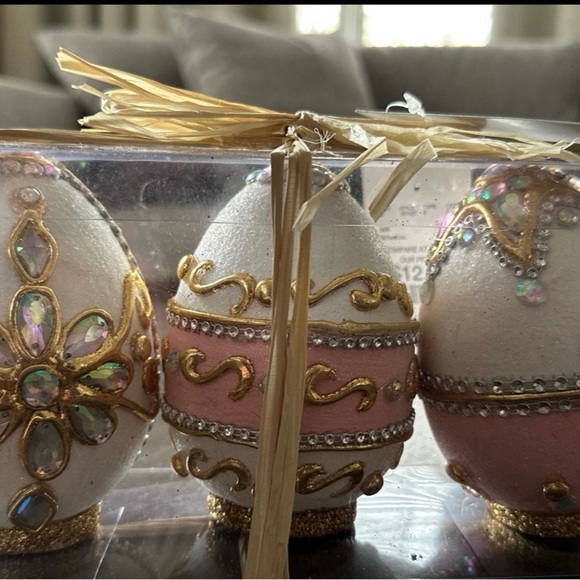 COPY - CAPIZ SHELL Embellished EGG EASTER DECOR Crystal Pearl Set Of 3 - Picture 4 of 5